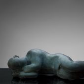 《夢(mèng)者》60×25×20cm 銅著色1998--2011年