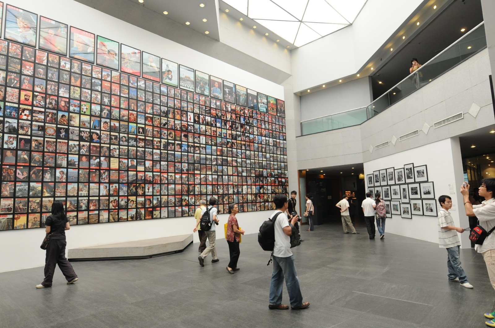 09 Guangzhou Photo Biennial “Sightings Searching for the Truth” in 2009.jpg