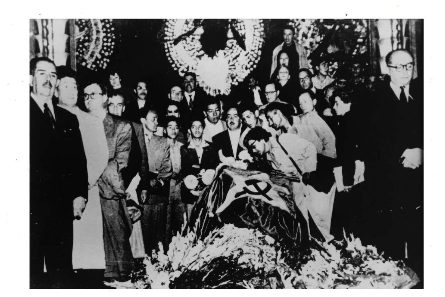 Funeral of Frida Kahlo.jpg