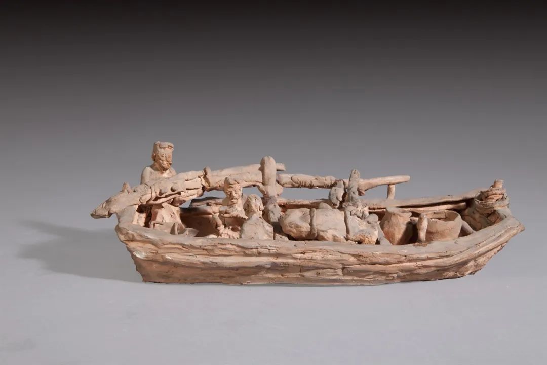 18 Boatmen on the Yellow River 1 by Liu Shiming (1983), Pottery, 34.7×13.7×9.9cm.jpg