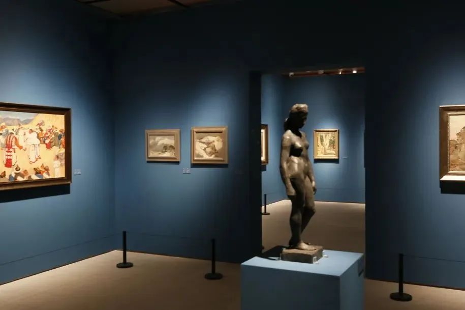 06 Exhibition View.jpg