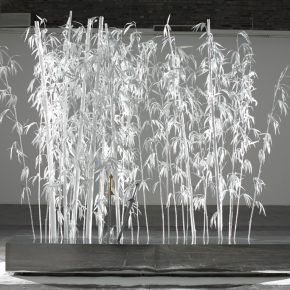 32 Xu Hualing, White Bamboo, installation, H250 x L300 x W50 cm, 2007